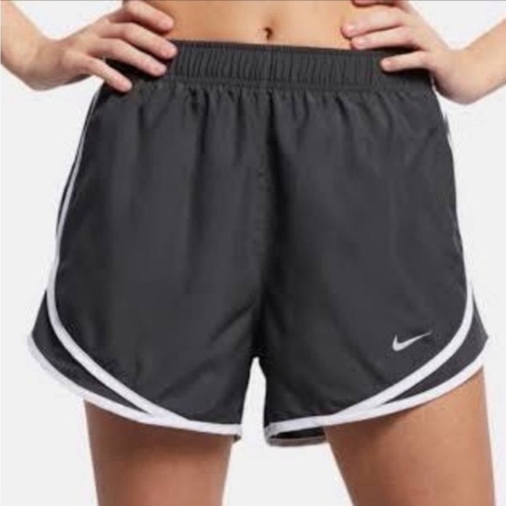 Nike Tempo Dri Fit Running Shorts Black White Women’s Size Small Vintage Track